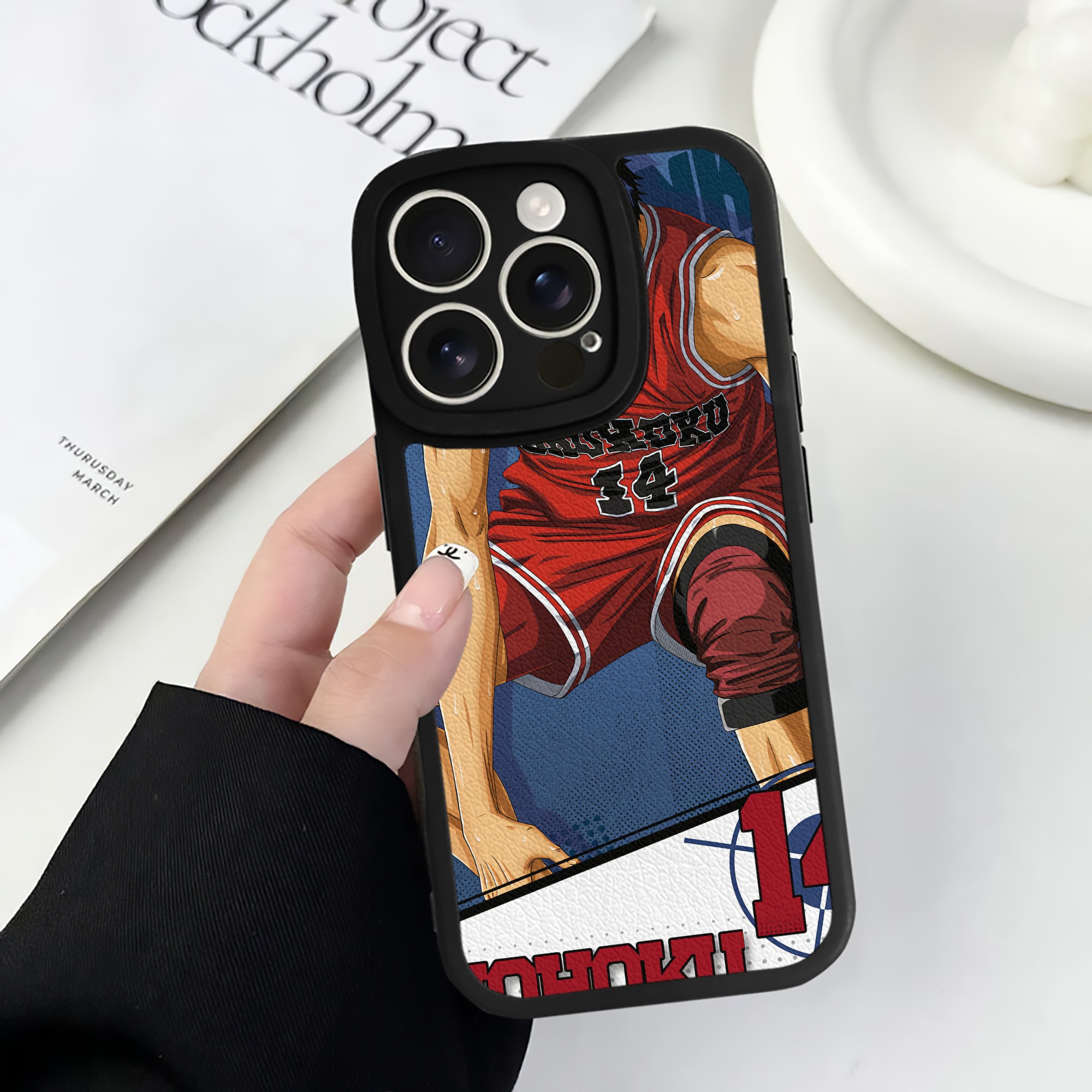 （画像用） SLAM DUNK／スラムダンク 【iPhone 16シリーズ対応】シリコンスマホケース（レザー調） 材質：シリコン